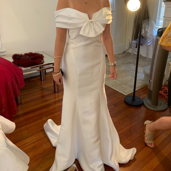 Enchanting gown. Brand new with tags size 10. Reposhing - Picture 1 of 7